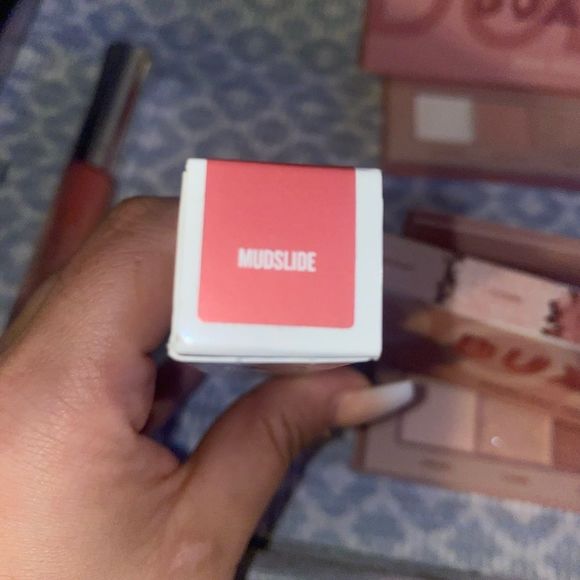 BUXOM assorted bundle MAKEUP LOT 5 piece NIB! All brand new makeup. Great deal - Picture 6 of 12